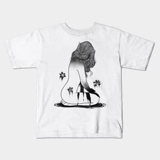 Deep beauty. Kids T-Shirt